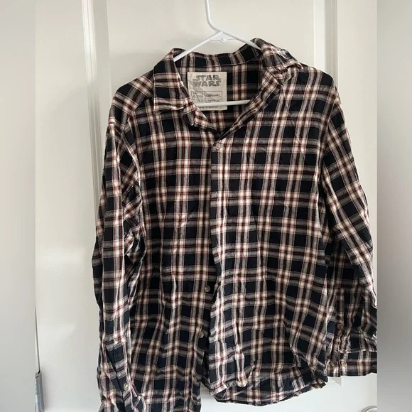 2 for $100 - Cakeworthy Darth Vader flannel - Picture 3 of 4